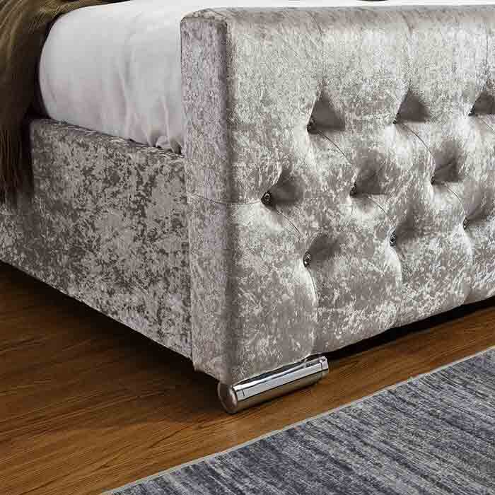 Close up view on the Galaxy crushed velvet bed in silver colour